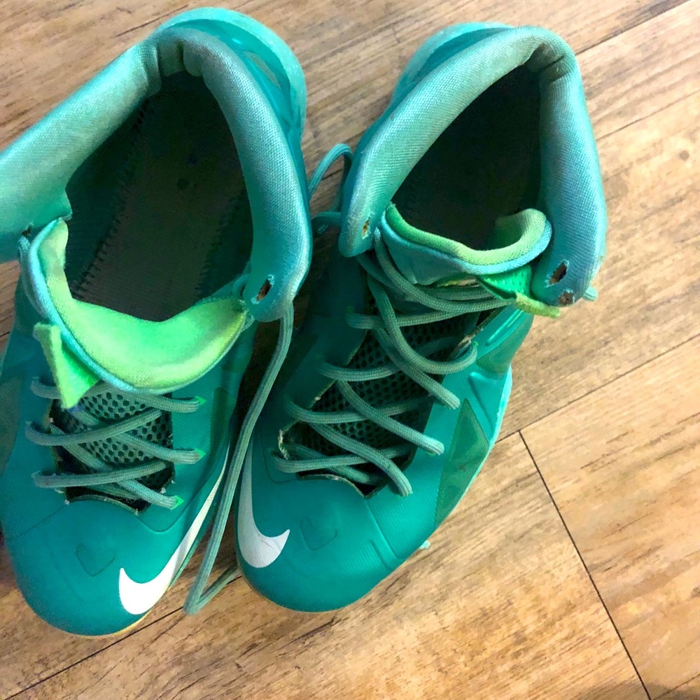 Women sneaker
